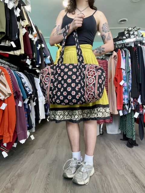 Vera Bradley  Size L Bag