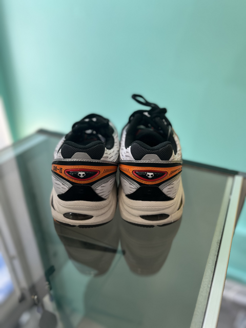 ASICS®  Size 8 Shoes