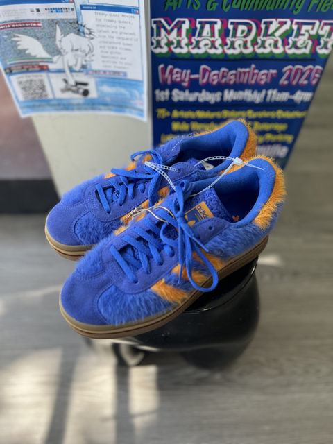 ADIDAS  Size 8.5 Shoes