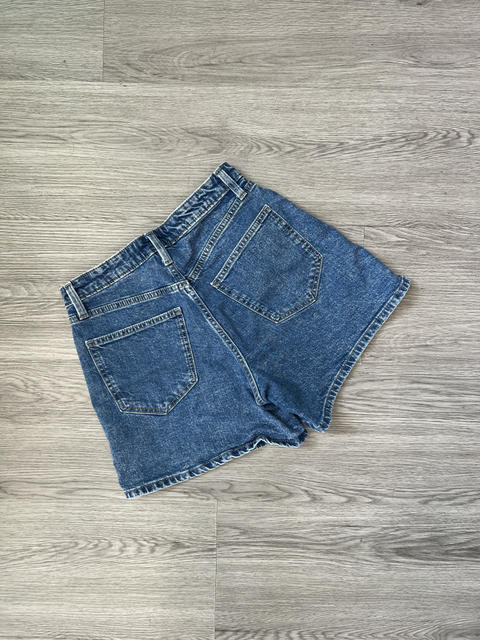 Universal Thread  Size 6 Bottoms
