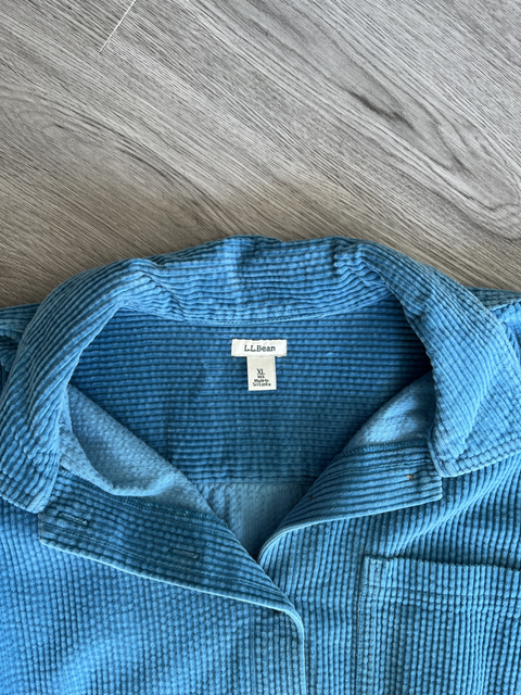 LL Bean  Size XL Tops