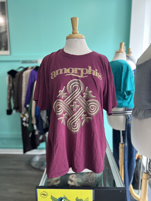 Gildan  Size XL Top
