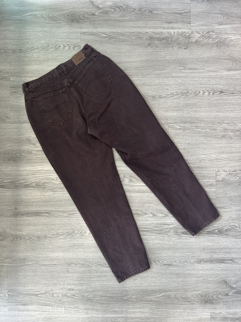 Lee  Size 33 X 32 Bottoms