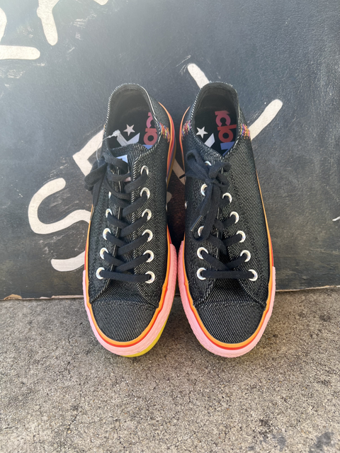 Converse  Size 6.5 Shoes