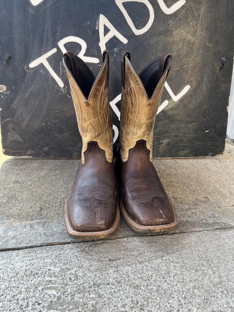 ARIAT  Size 11 Shoes