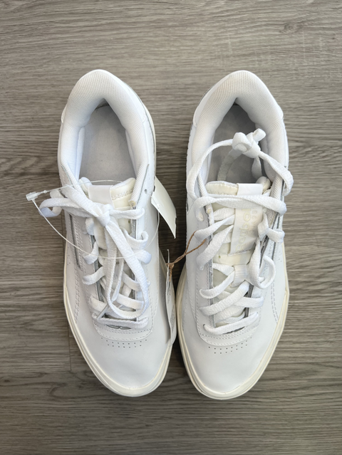 Reebok  Size 10 Shoes