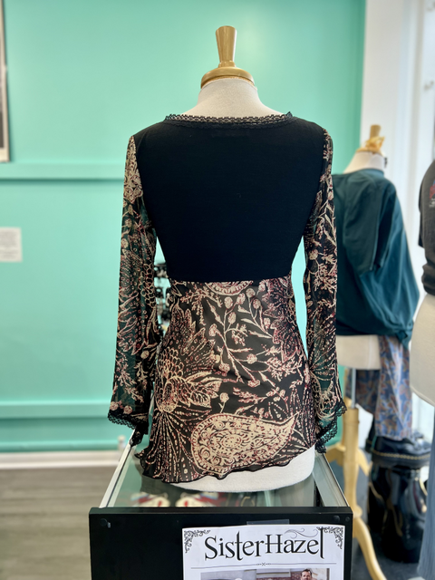 Dressbarn  Size ML Tops