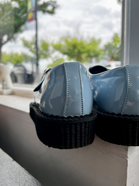 TUK  Size W9/M7 Shoes