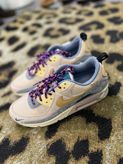 Nike  Size 9 Shoes