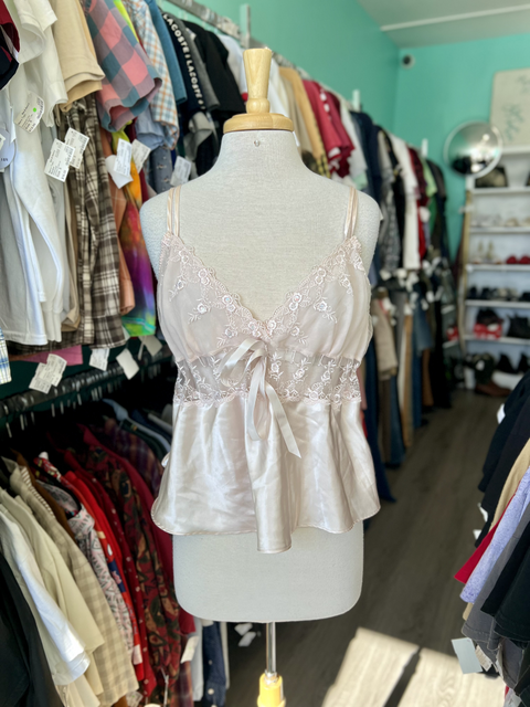 Secret Treasures  Size XL Tops