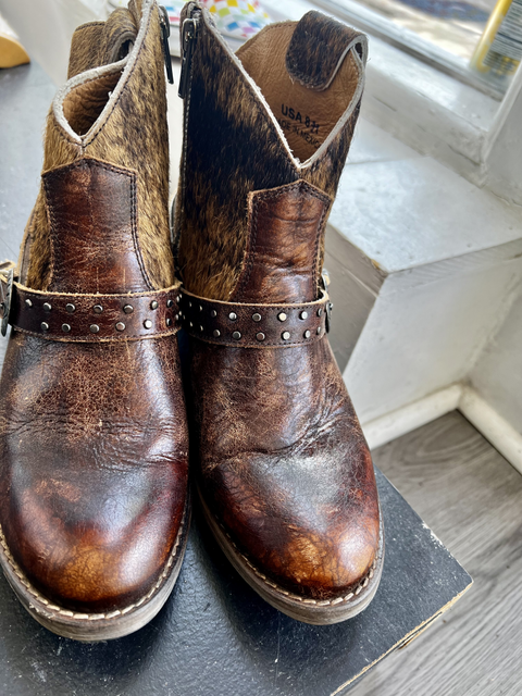 Sterling River  Size 8 Shoes