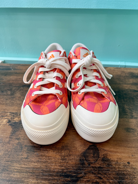 ADIDAS  Size 7.5 Shoes