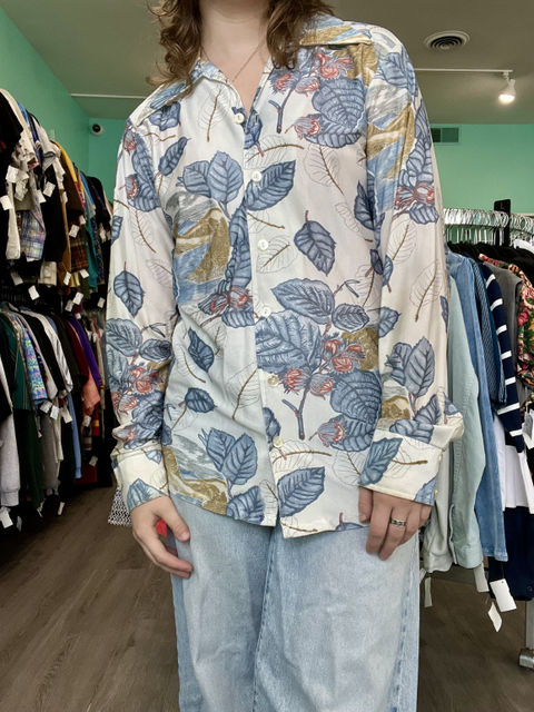 California  Size M Tops