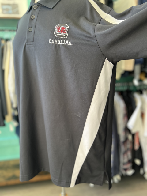 Under Armour  Size L Tops