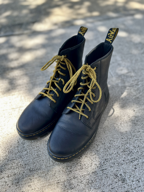 Dr. Martens  Size M10/W11 Shoes