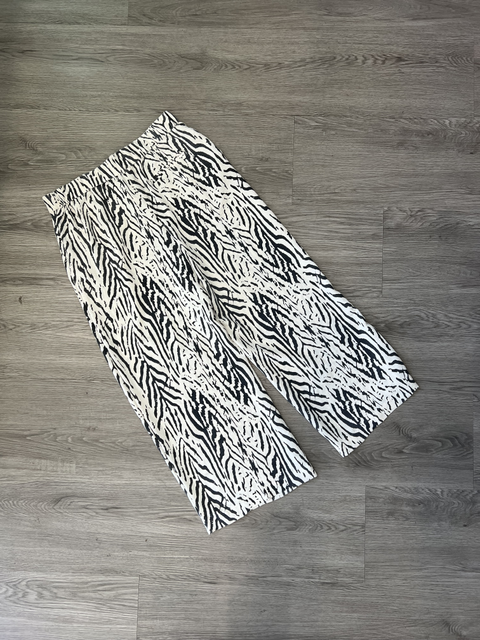 Jules Leopold  Size M Bottoms