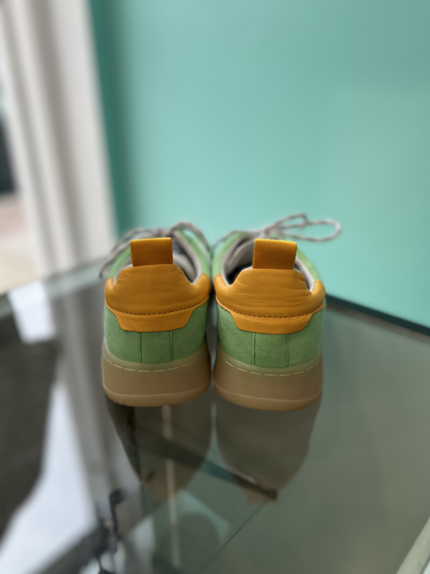 Oncept  Size 8 Shoes