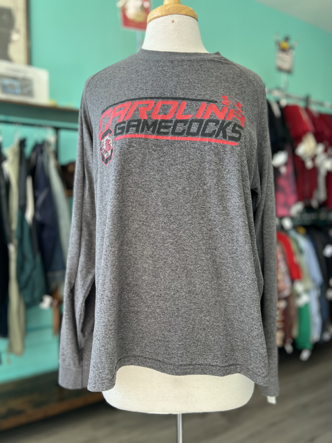 Under Armour  Size M Tops