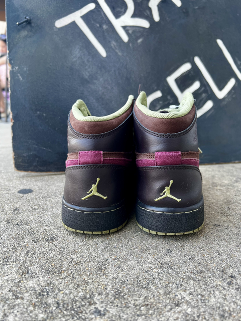 Nike  Size M6.5/W8 Shoes