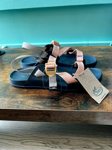 Chaco  Size 9 Shoes