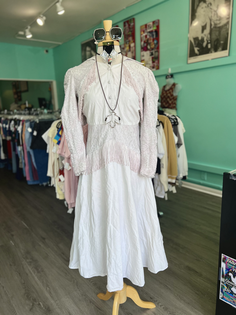 Lilia Smitty  Size SM Dresses