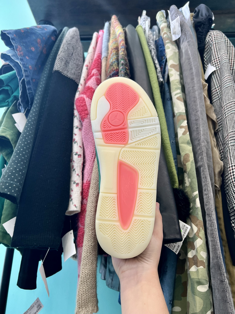 Air Jordan  Size 8 Shoes