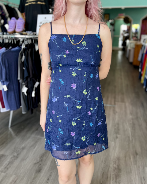 Hana  Size 6 Dresses