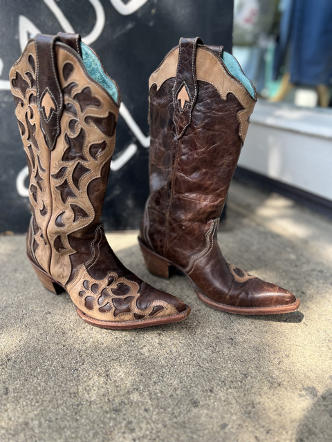 Corral  Size 7 Shoes