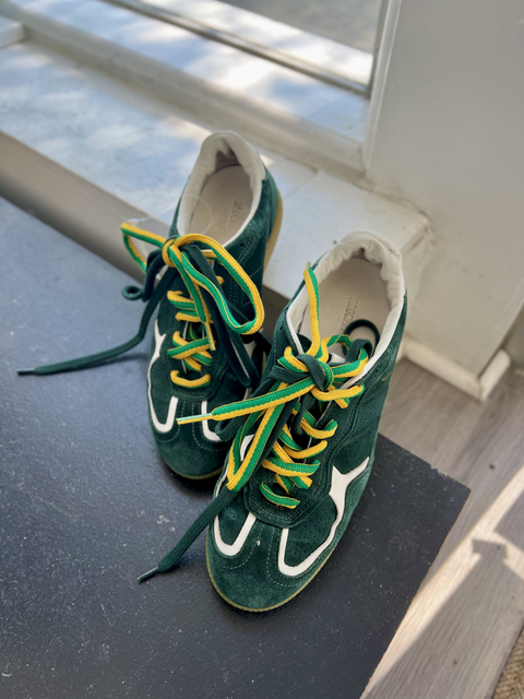 Alohas  Size 9 Shoes