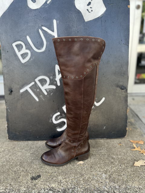 Vince Camuto  Size 5.5 Shoes