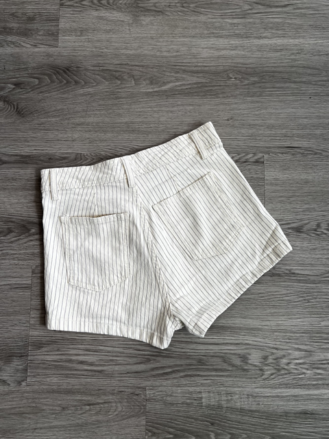 Universal Thread  Size 6 Bottoms