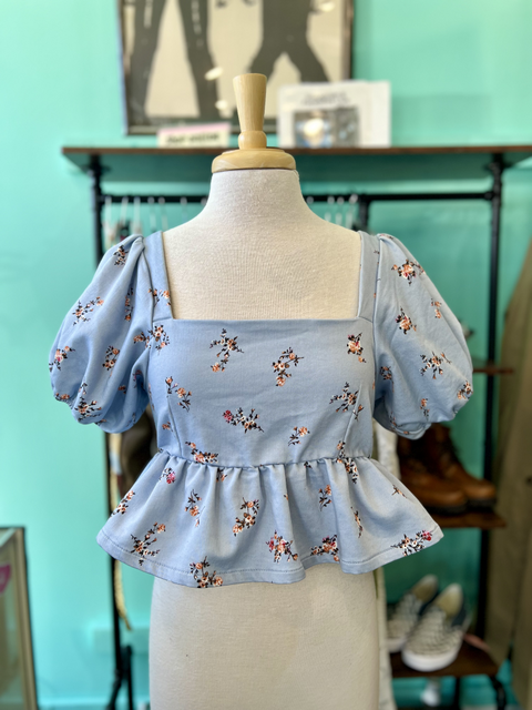 Tinseltown  Size L Tops