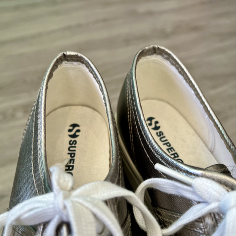 Superga  Size 8 Shoes