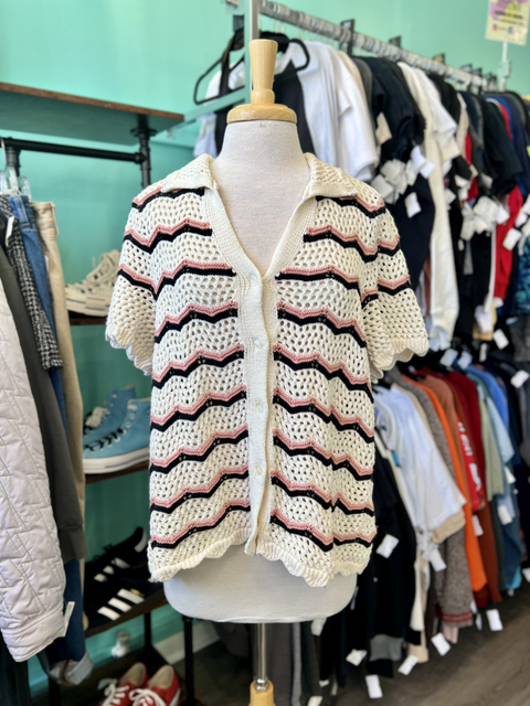 DR2  Size 1X Tops