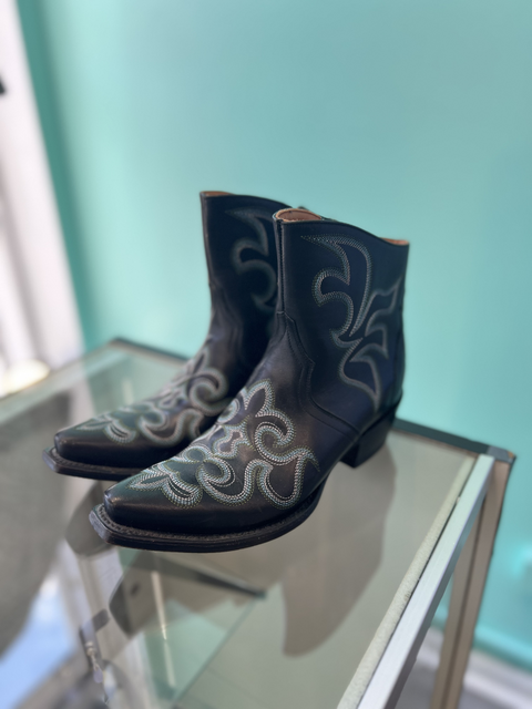 Lucchese  Size 7 Shoes
