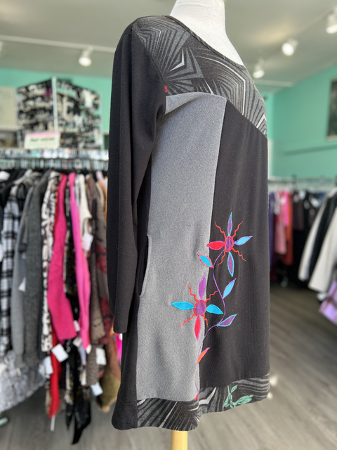 Rising International  Size XL Dresses