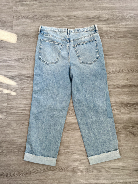 Universal Thread  Size 14 Bottoms