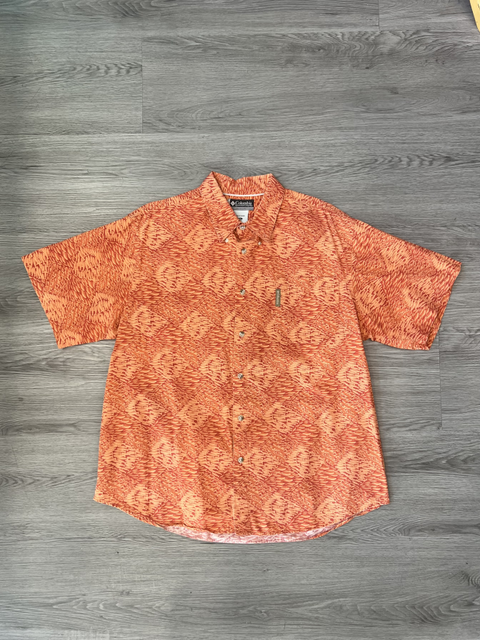 Columbia  Size XL Tops