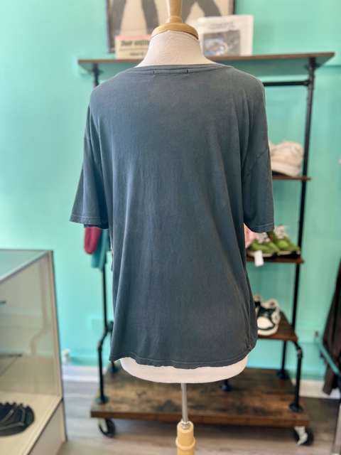 DAYDREAMER  Size L Top