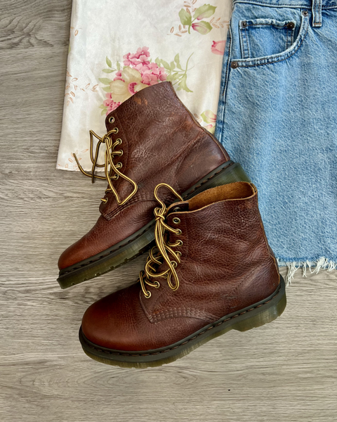 Dr. Martens  Size 8M/9.5W Shoes