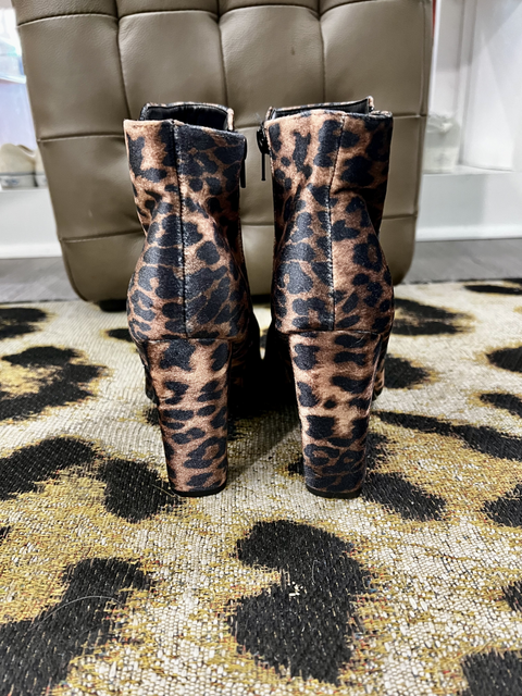 Bamboo  Size 9 Shoes