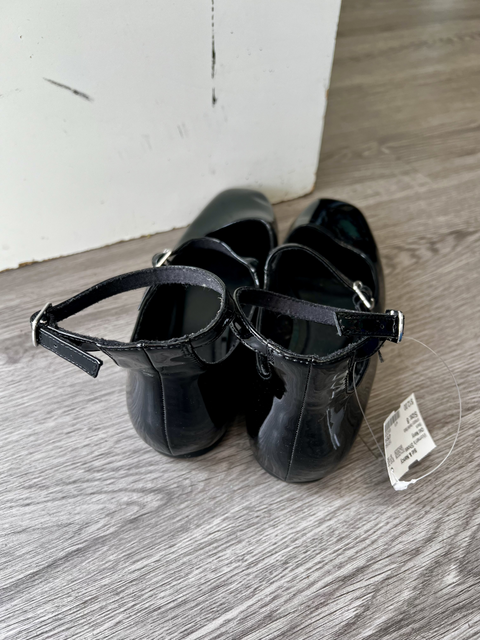 Old Navy  Size 8 Shoes