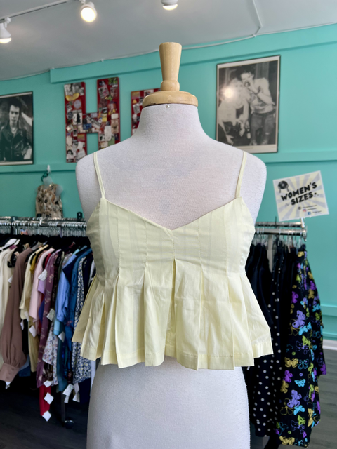 paper moon  Size S Tops