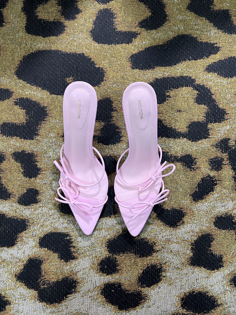 Pretty Little Thing  Size 8 Shoes