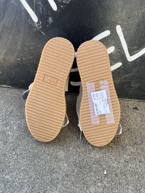 Puma X Fenty  Size 7 Shoes