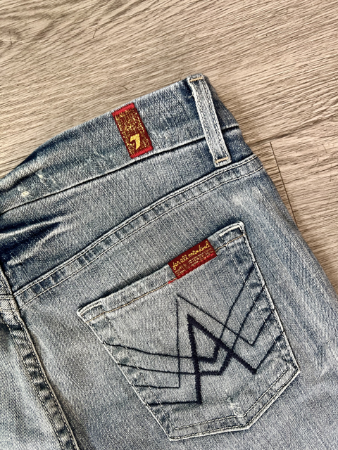 7 For All Mankind  Size 26/2 Bottoms