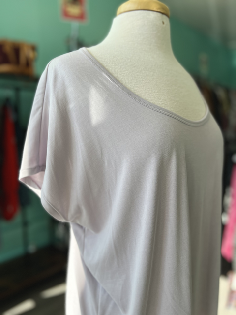 Silence+Noise  Size S Tops