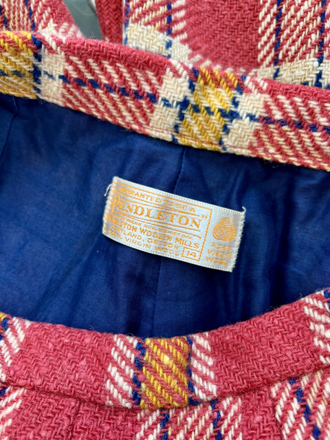 Pendleton  Size 25/0 Bottoms