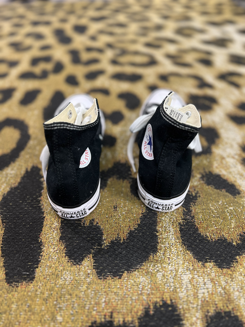 Converse  Size 7.5W/5.5M Shoes