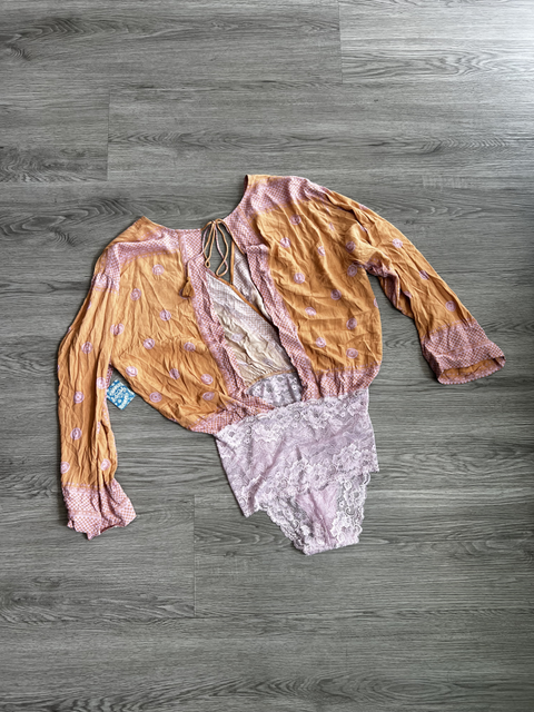 Free People  Size L Tops